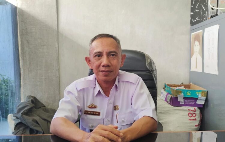 Momen HUT Tubaba Ke 13, DLH Salurkan Bantuan Hibah 10 Bank Sampah