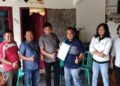 Didampingi Keluarga, Sonny Imawan Serahkan Berkas Pencalonannya Sebagai Ketua APDESI Mesuji Di Hari Terakhir