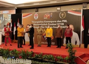 HPN 2022,  Tujuh Gubernur Raih Penghargaan Dari Menteri Pemuda Dan Olahraga
