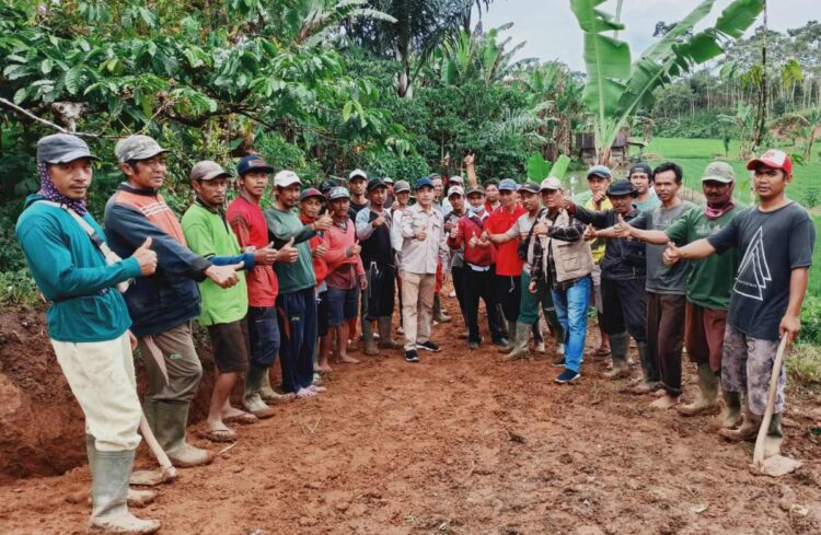 Ubah Gaya Reses, Edi Novial Ajak Masyarakat Gotong-royong
