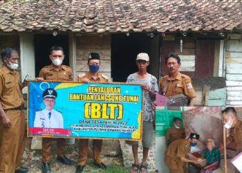 Murni Jaya Salurkan BLT, Sarjoni : Ada Juga Alokasi TPT, Embung, dan Kambing