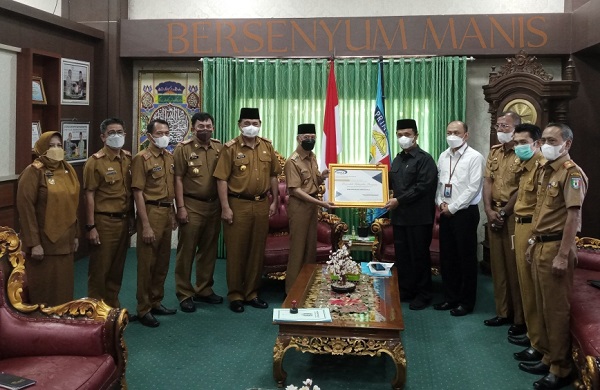 Pemkab Pringsewu Raih 2 Penghargaan Dari BPKP RI