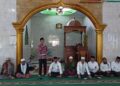 Safari Ramadhan, Ketua DPRD Salurkan Bantuan ke Masjid