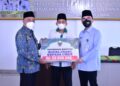 Bupati Adipati Kukuhkan Unit Pengumpulan Zakat dan Serahman Secara Simbolis Bantuan modal usaha kepada UMKM