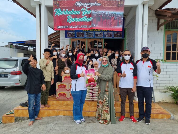 Raih Berkah Ramadhan, Forum Pembisnis Lampung Sukses Gelar Bakti Sosial