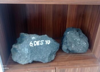 Ada Benda Mematikan dari Gunung Anak Krakatau, Waspadalah!