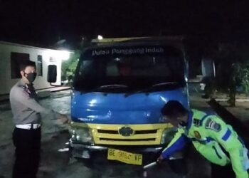 Perempuan Muda Tewas Tertabrak Truk di Pringsewu