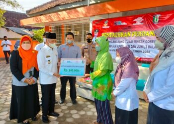 15,9 Milyar BLT Minyak Goreng & Sembako Disalurkan Kepada 31.806 KPM di Pringsewu