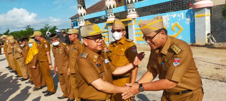 Hari Perdana Jadi Pembina Apel, Sulpakar Tegur ASN Mesuji Tidak Disiplin