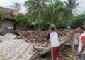 Sebuah Rumah Berukuran 6×9 Di Pringsewu Ambruk