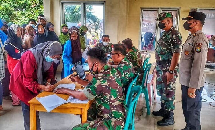 Kodim Way Kanan Kembali Salurkan 15.000 Bantuan Minyak Goreng