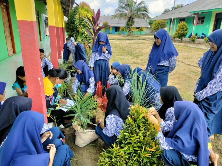 Siswa Muhammadiyah, Kenalkan Tanaman Obat