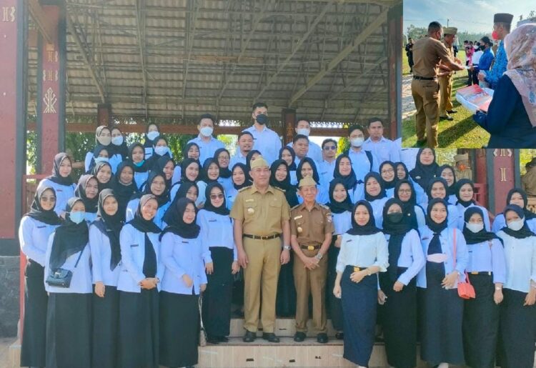 Bupati Tubaba Serahkan 304 SK CPNS dan PNS