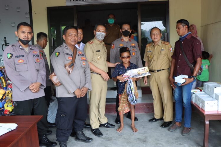 Puluhan Anak Ikuti Khitanan Massal Polres Tubaba