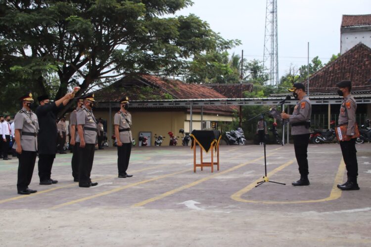 Kapolres AKBP Rio Pimpin Sertijab Kabag Ops Polres Pringsewu