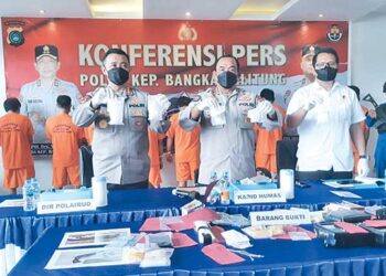 7 Nahkoda Kapal Trawl Asal Lampung Ditampilkan Polda Babel