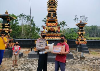 Sambut HUT Bhayangkara Ke-76, Polres Mesuji Gelar Baksos