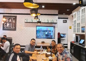 Terakhir Silaturahim dengan Kepala OJK Sumbar Yusri