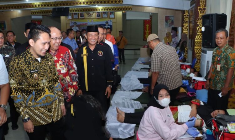HUT Lampura, IKS Bersama IKAPA Gelar Donor Darah