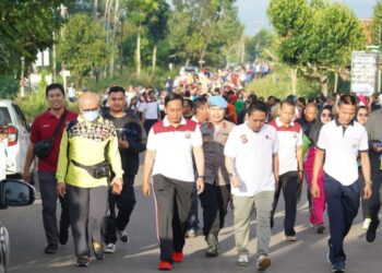 Hari Bhayangkara ke-76, Polres Lampung Utara Gelar Jalan Sehat