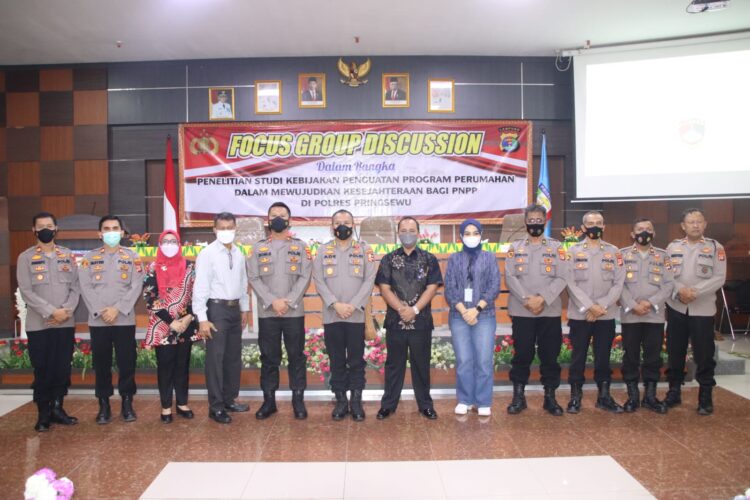 Tim Puslitbang Polri Lakukan Studi Kebijakan Penguatan Perumahan Bagi PNPP di Polres Pringsewu