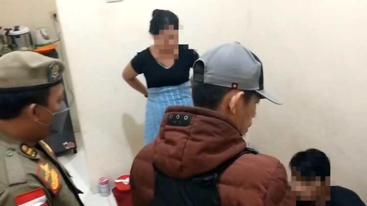 Pasangan Diluar Nikah dan Belasan Remaja Terjaring Razia Satpol PP Metro