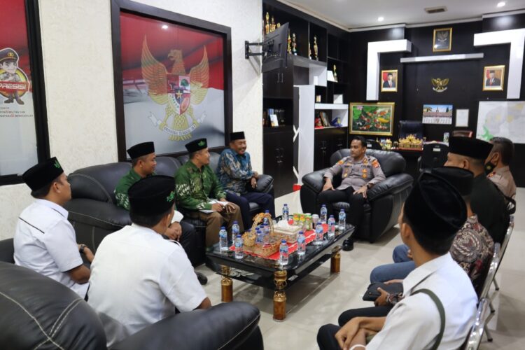 Kapolres dan Ketua PCNU, Sepakat Ciptakan Kamtibmas Kondusif di Way Kanan