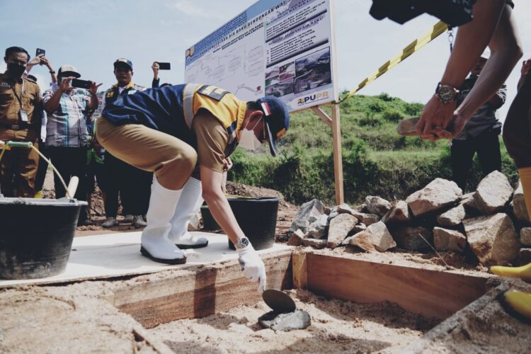 Pj Bupati Pringsewu Ground Breaking Pembangunan Penyediaan Air Baku Way Sekampung