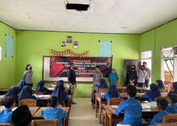 Cegah Kasus Kekerasan Terhadap Anak, Satreskrim Polres Pringsewu Sosialisasikan Undang Undang Perlindungan Anak Di Ponpes Al Wustho