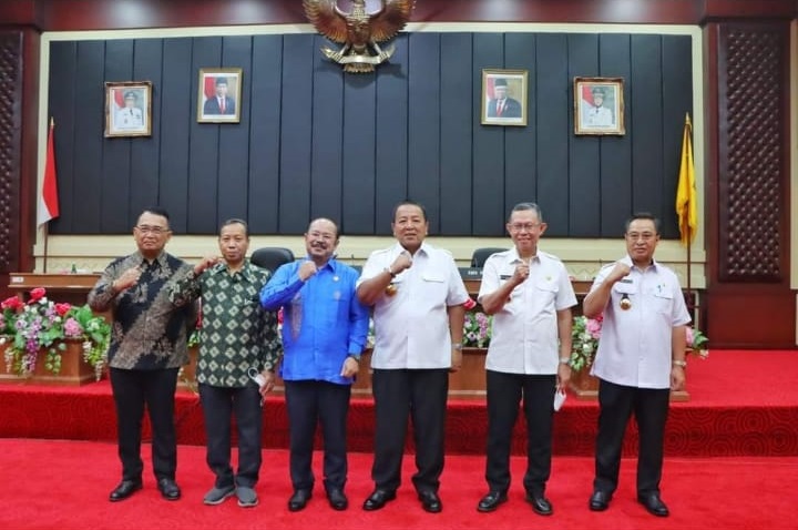 Gubernur : Perlu Adanya Sosialisasi Hukum di Wilayah Pedesaan yang Tidak Memiliki Akses Informasi