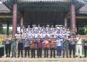 Dikukuhkan, 30 Calon Paskibraka Tubaba Mulai Jalani Diklat