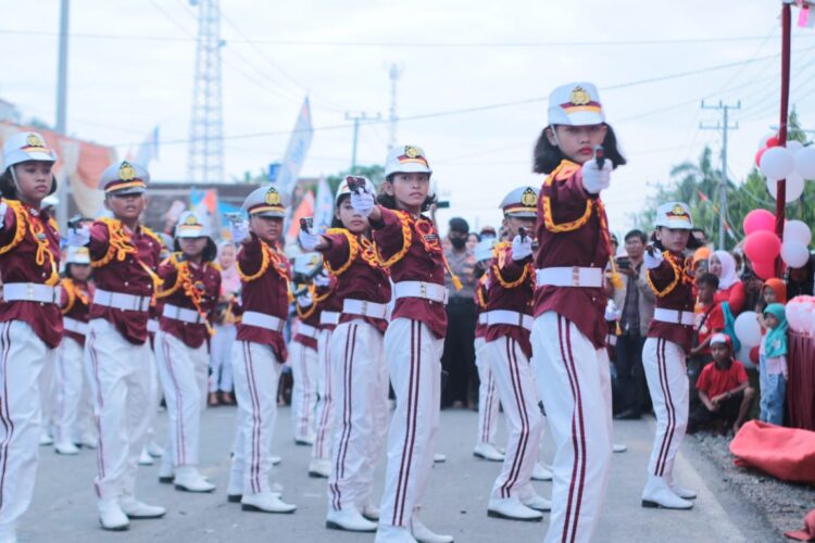 28 Pocil Polres Mesuji, Ikut Semarakkan Pawai Seni dan Budaya