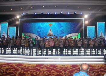 PJ Bupati Tubaba Terima Penghargaan Opini WTP Ke 11