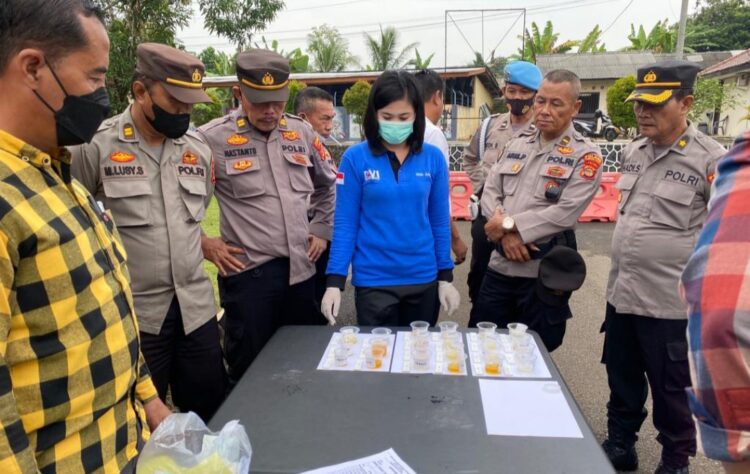 Tes Urine Mendadak, Wakapolres Ingatkan, Anggota Terlibat Narkoba Akan Ditindak Tegas