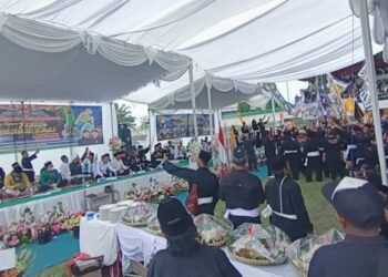 Wakil Bupati Datang, Sholawat Akbar 1 Abad PSHT Emas, Pecah