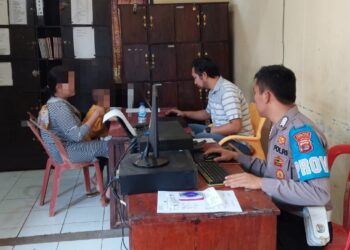 Tega,..!! Ibu Muda Di Bukit Kemuning Aniaya Anaknya Yang Masih Balita