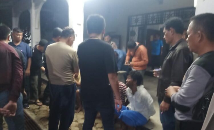 Menyerang Petugas Dan Merusak Fasilitas Stasiun KA, 6 Warga Desa Blambangan Pagar Ditangkap Polisi