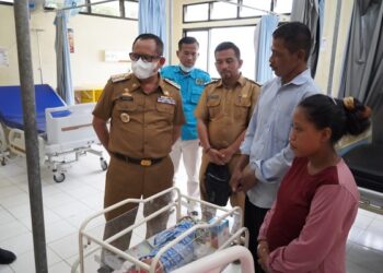 Lahir Hari Jum’at, Bayi Ini Diberi Nama Alesha Shatara Hasna, Oleh Pj Bupati Mesuji