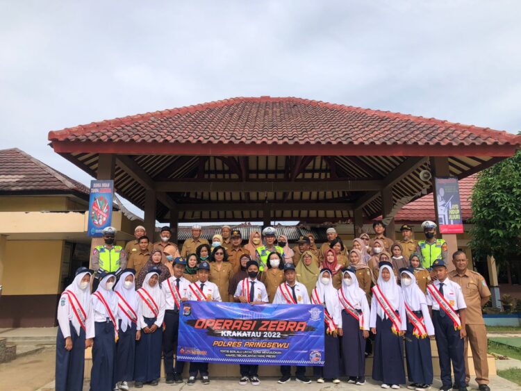 Satlantas Polres Pringsewu Gelar Edukasi Tertib Berlalu Lintas di SMPN 1 Sukoharjo