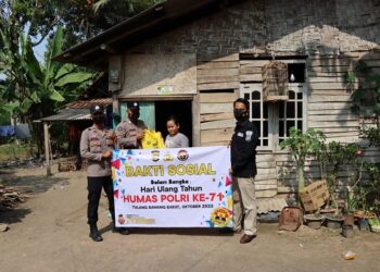 Polres Tubaba Berikan Bantuan Sosial Terhadap Sejumlah Warga