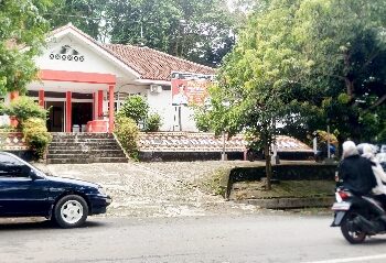 Dinas Perikanan Lamsel, Tak Berkutik di TPI Dermaga Bom Kalianda.