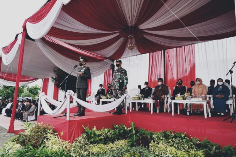 Pemkab Pringsewu Gelar Upacara Hari Pahlawan 2022