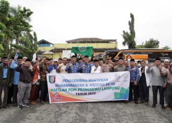 Pj. Bupati Pringsewu Lepas Peserta Muktamar Muhammadiyah & Aisyiyah Ke Solo