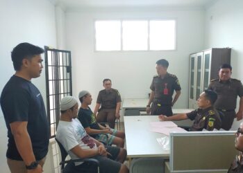 Satnarkoba Polres Pringsewu Kembali Limpahkan Dua Tersangka Kasus Narkotika Ke Kejaksaan Pringsewu