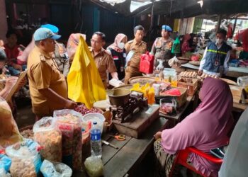 Kali Kedua Pemkab Tubaba Sidak Pasar Jelang Nataru