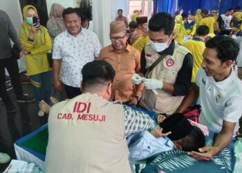 Kerap Gelar Sunatan Massal Di Kampungnya, Ternyata Ini Alasan Sulpakar