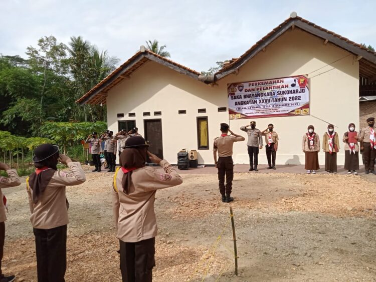 Kapolsek Sukoharjo Lantik 16 Anggota Saka Bhayangkara Angkatan Ke-27