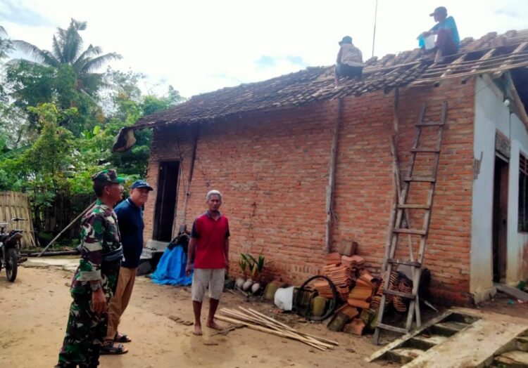 Puluhan Rumah Warga di Tubaba Rusak Diterjang Puting Beliung