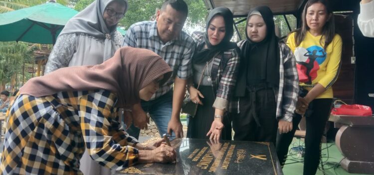 Owner Hendra Meresmikan Wisata Pesona Gading