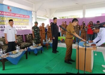 Dilantik Wabup Lampura, Yahya Pranoto Resmi Jabat Kepala Desa Subik